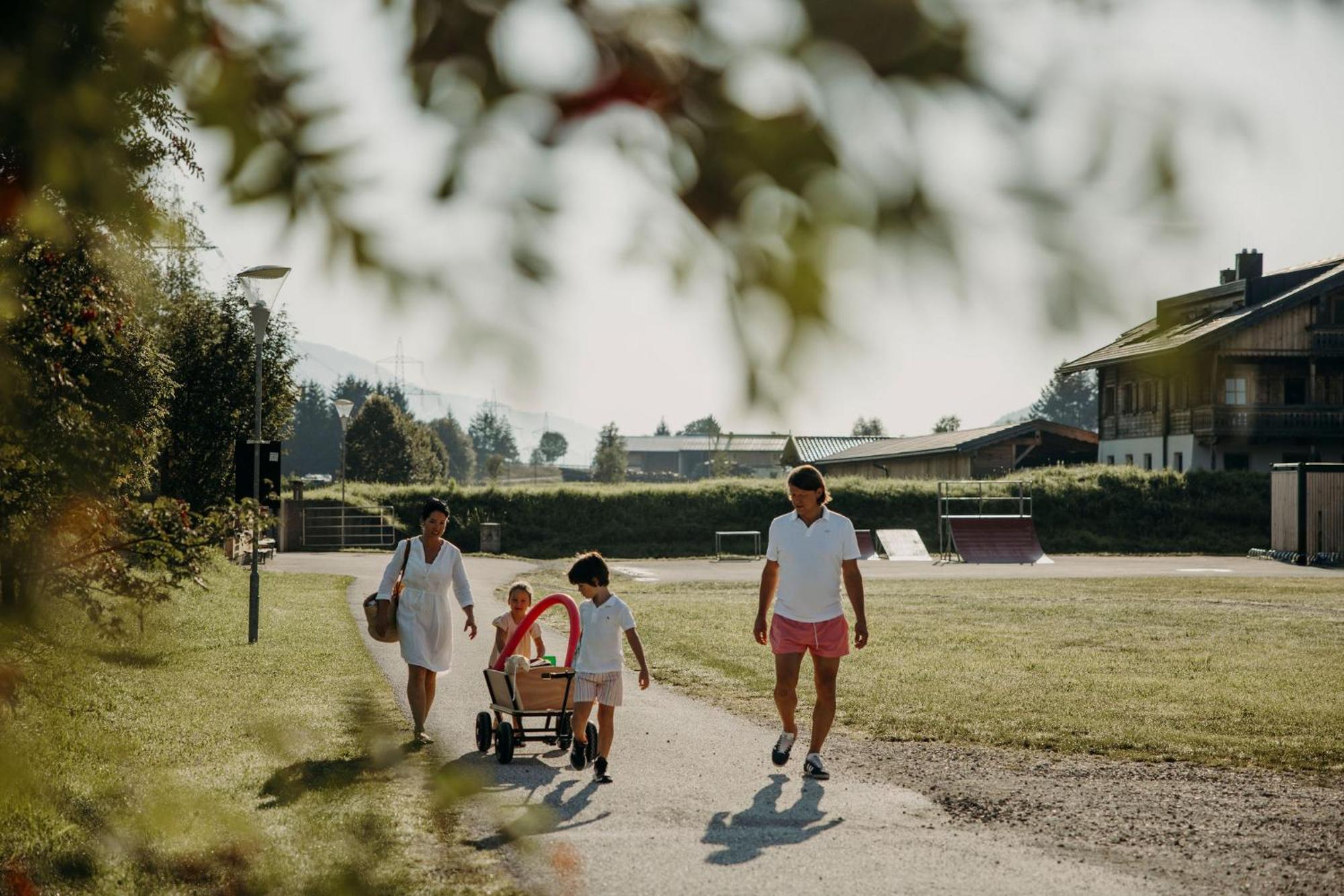 Das Gemuetliche Dorfhotel Kaltenhauser Hollersbach im Pinzgau Eksteriør bilde